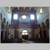 Santa Maria in Domnica di Roma, photo LPLT, Wikipedia.jpg